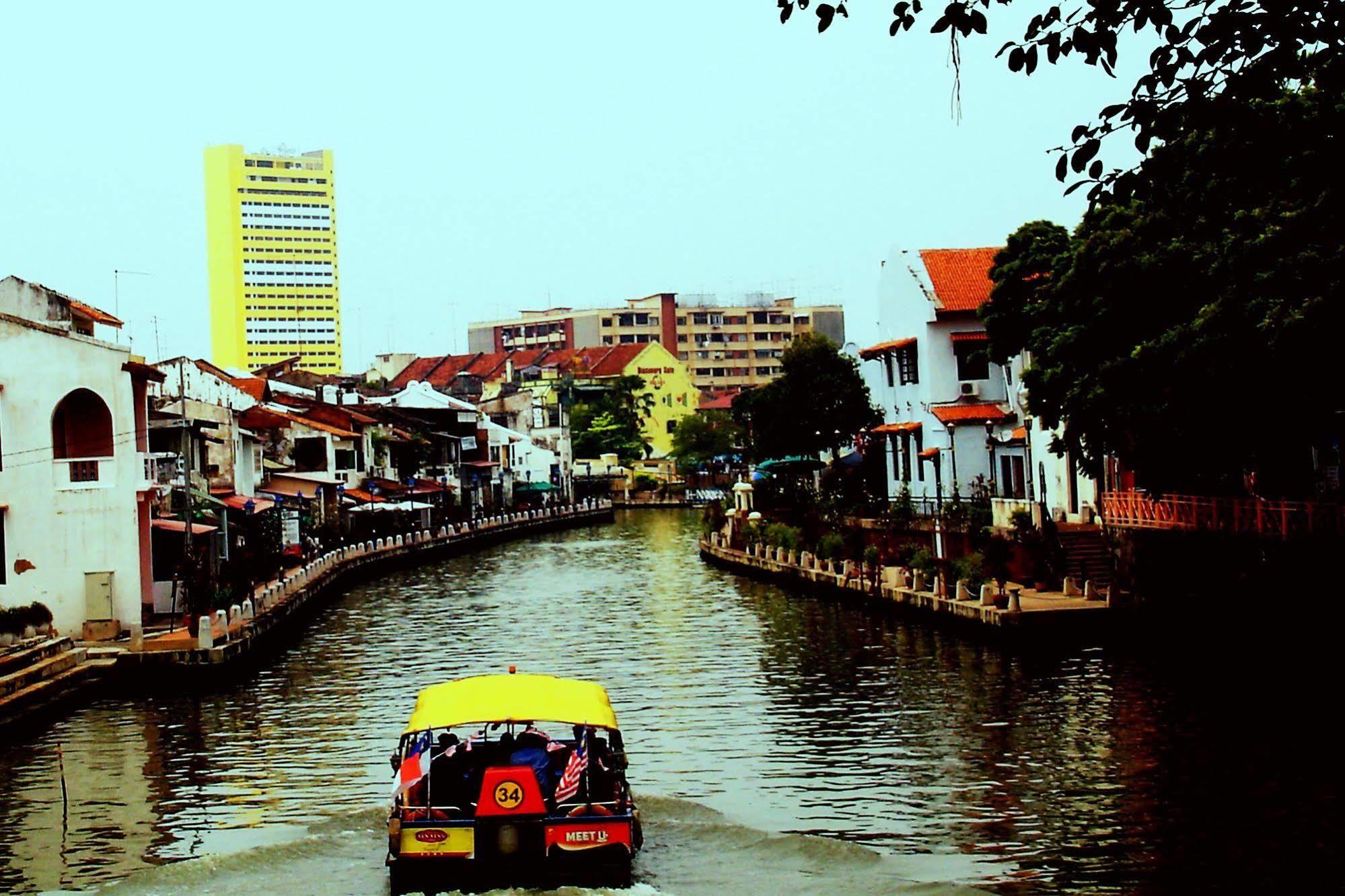 The Emperor Hotel Malacca Exterior photo